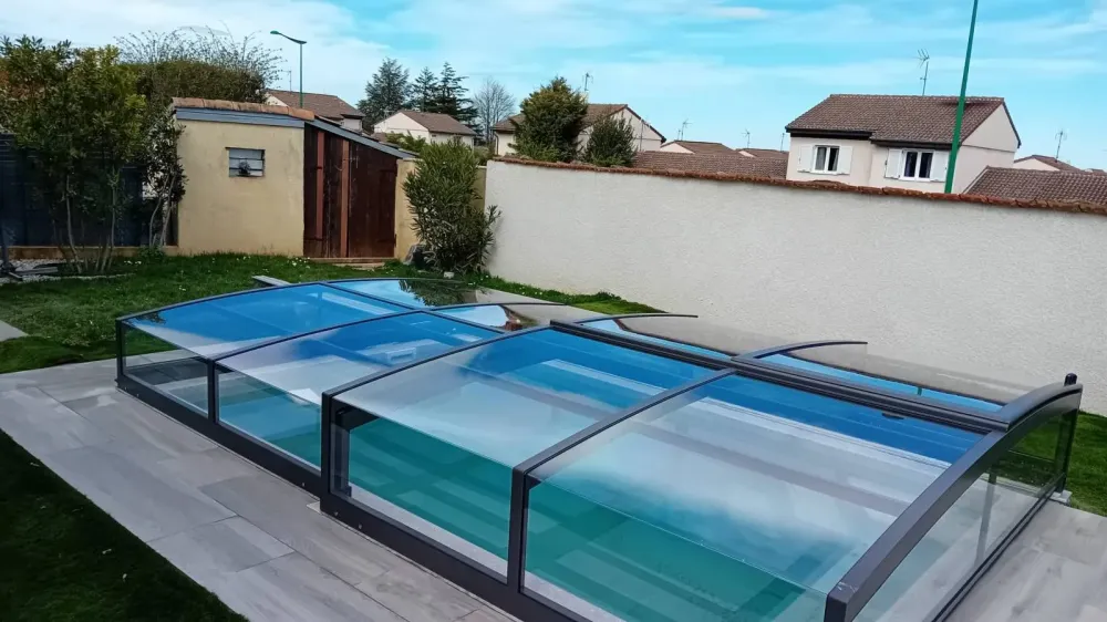 abris-piscine-plat-1