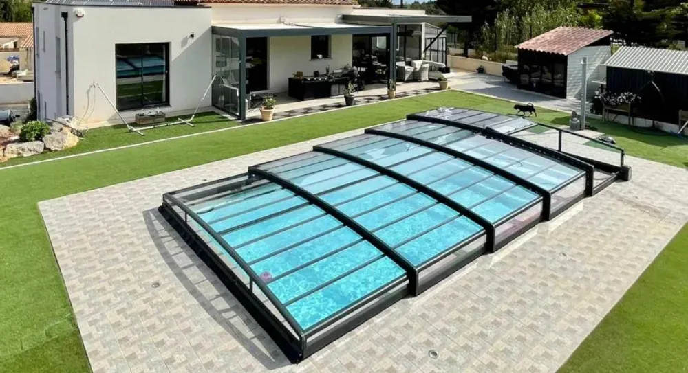 Acheter un abri bas de piscine à Grenoble la région de Lyon
